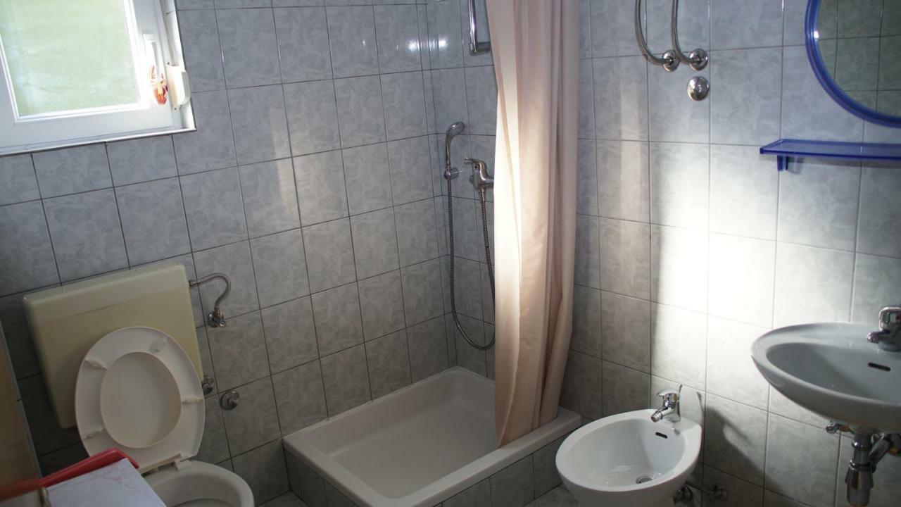 Apartmani Sipic , Bilo - Primosten Bagian luar foto