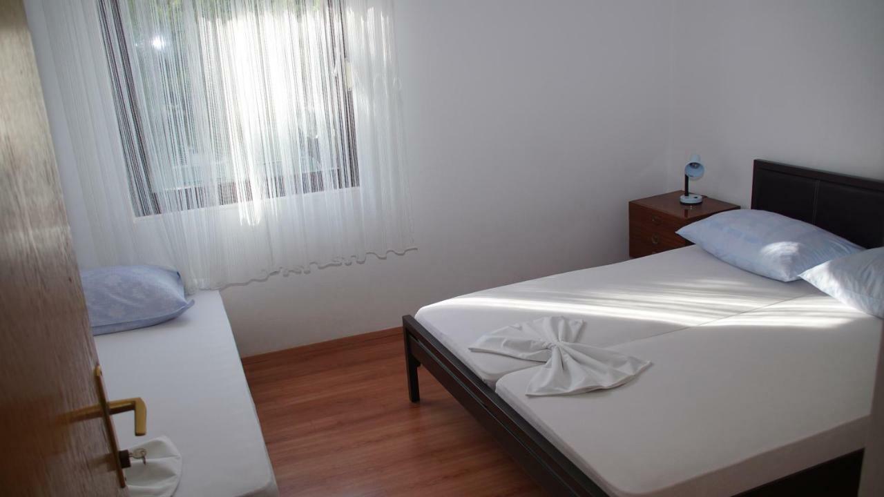 Apartmani Sipic , Bilo - Primosten Bagian luar foto