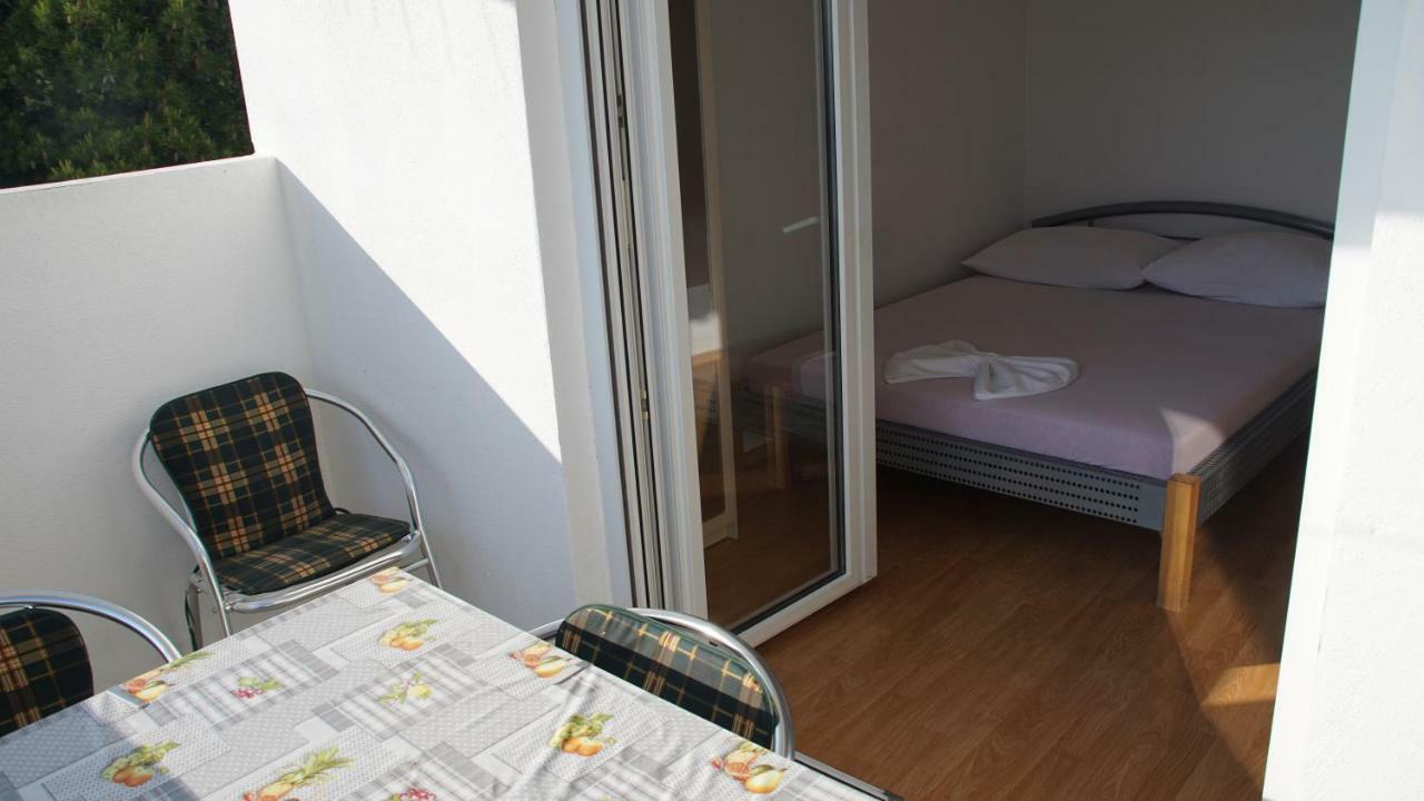 Apartmani Sipic , Bilo - Primosten Bagian luar foto