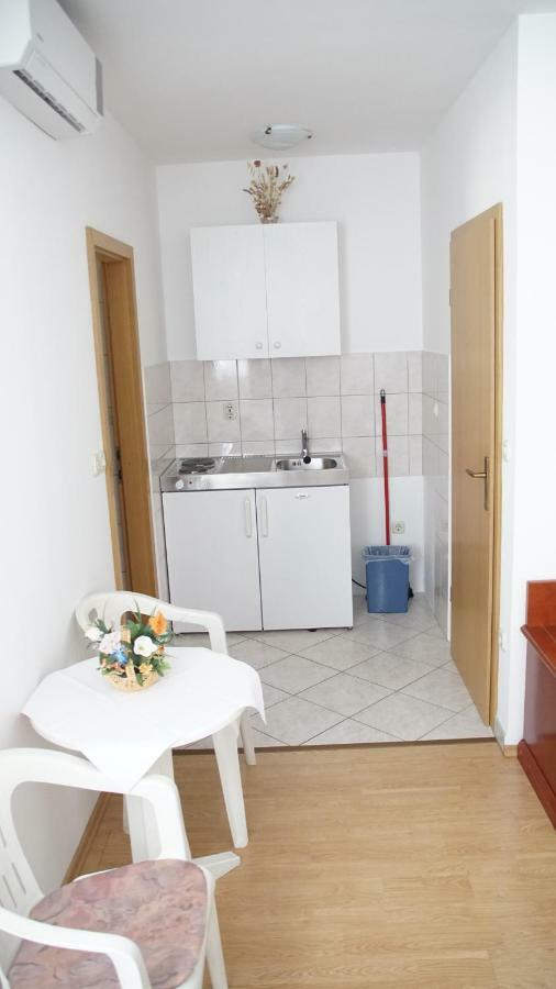 Apartmani Sipic , Bilo - Primosten Bagian luar foto
